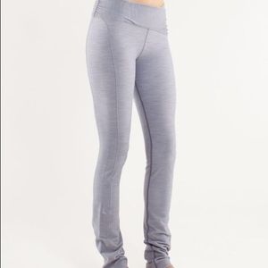 Light grey Lululemon cute crossover front detail
